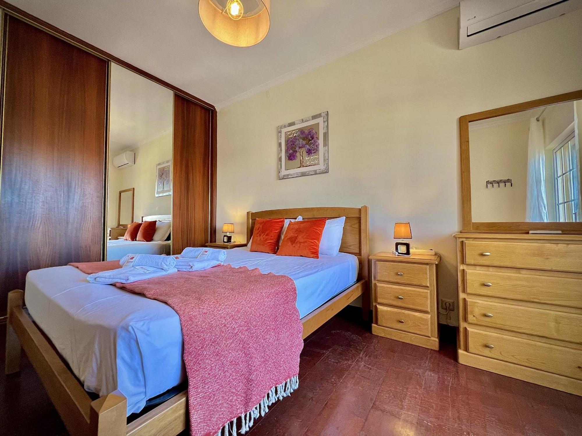 Albufeira Summer Villa 2 With Pool By Homing ภายนอก รูปภาพ