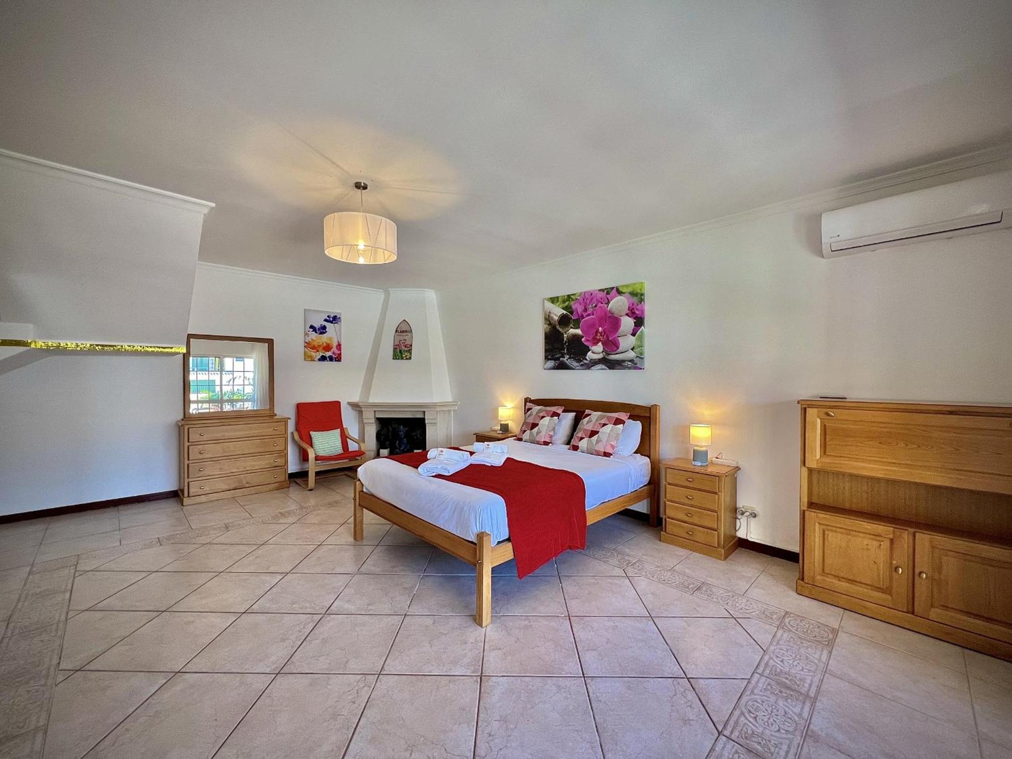 Albufeira Summer Villa 2 With Pool By Homing ภายนอก รูปภาพ